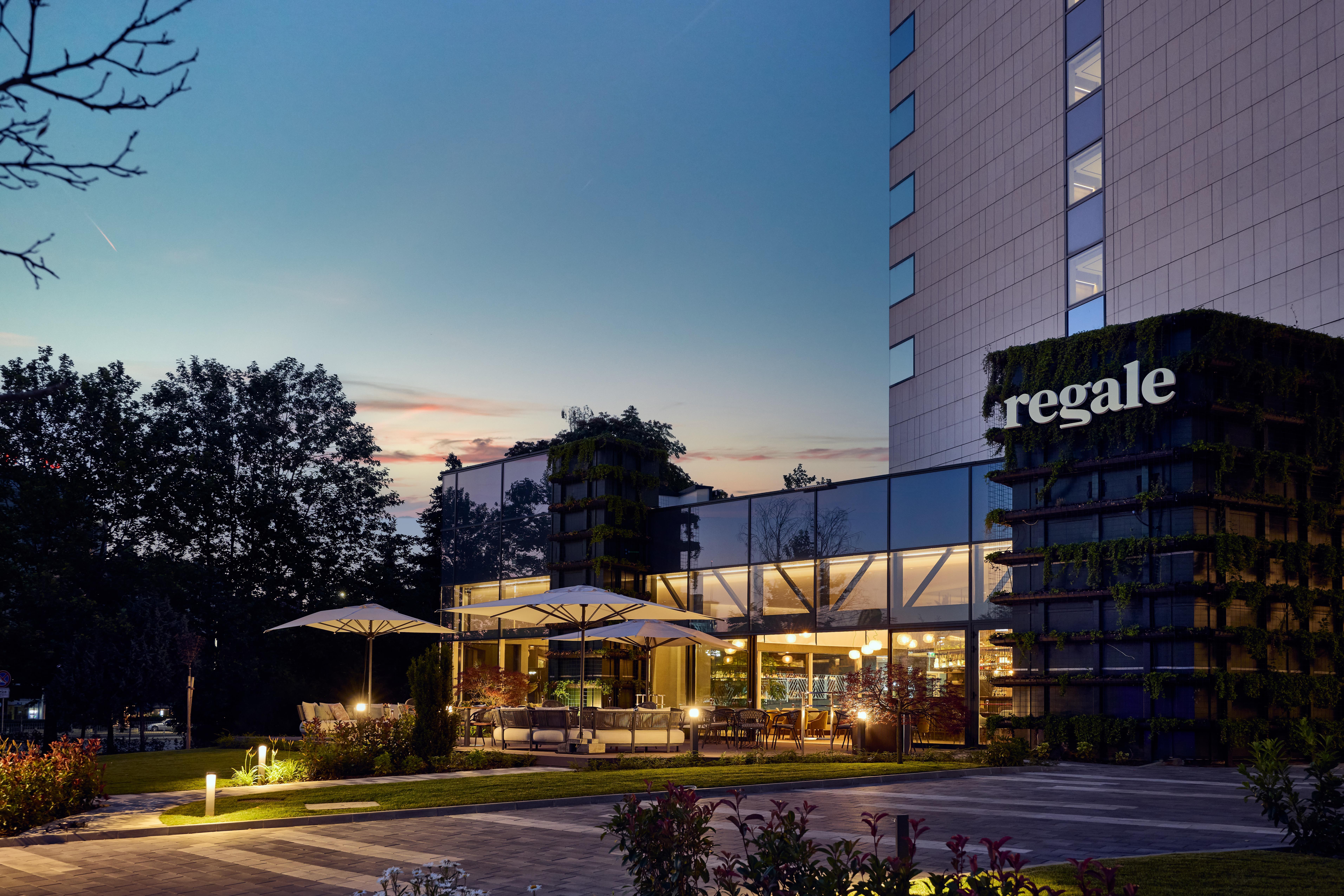Hilton Sofia Hotel Bagian luar foto