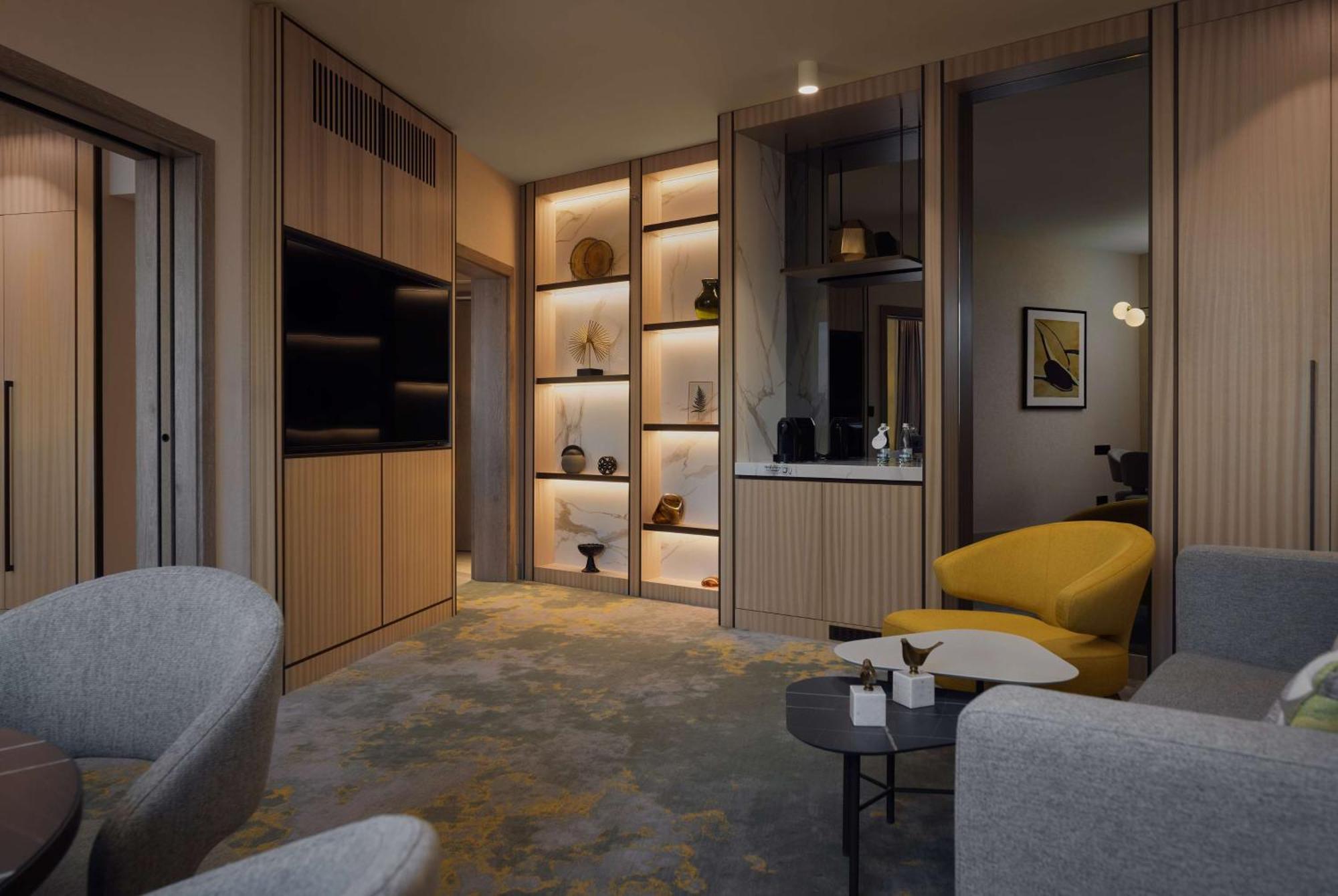 Hilton Sofia Hotel Bagian luar foto